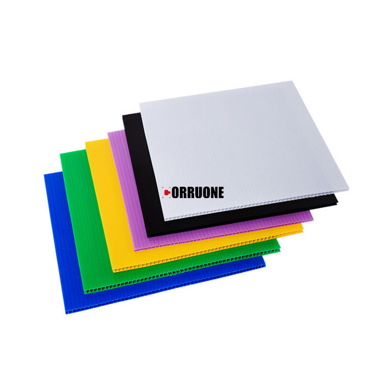 PP 4x8 4mm 5mm Correx Board White Correx Fluted Board Disesuaikan