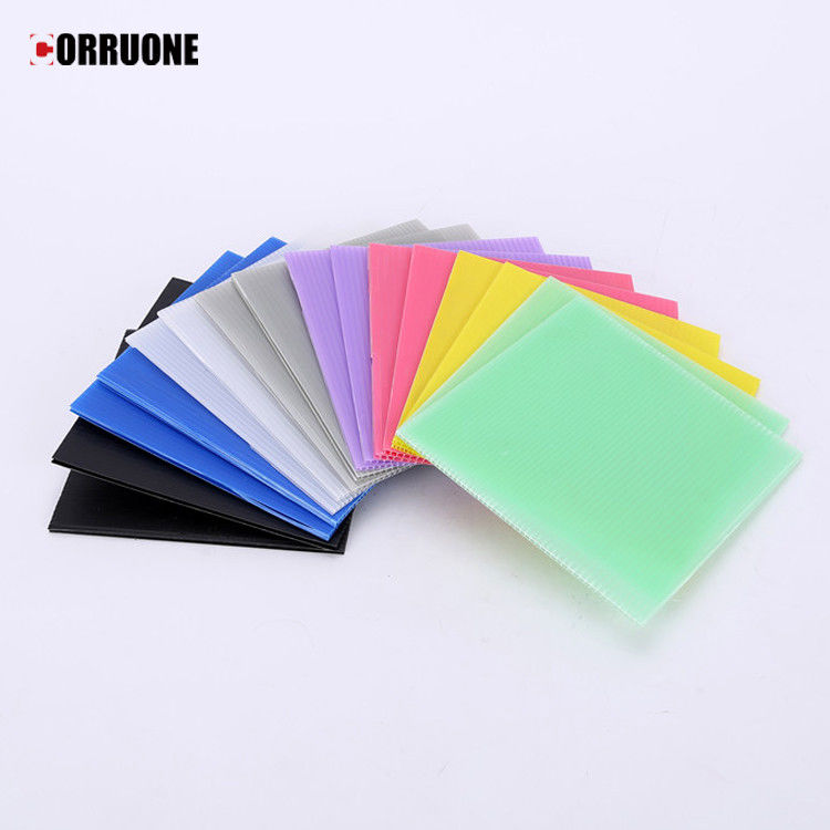 PP 4x8 4mm 5mm Correx Board White Correx Fluted Board Disesuaikan