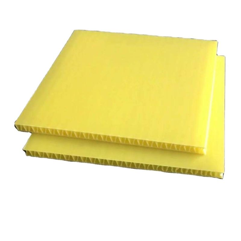 Sunproof Flame Retardant HDPE Corrugated Sheet A4 Coroplast Sheets 4x8