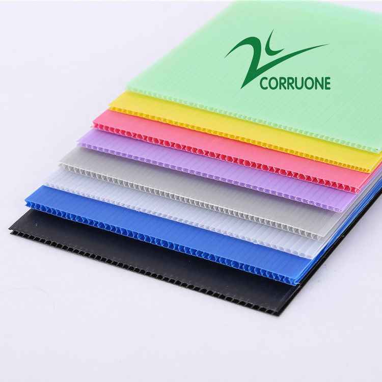 4ft X 8ft Twin Wall Corrugated Plastic Sheets UV Resistance Untuk Kemasan Ramah Lingkungan